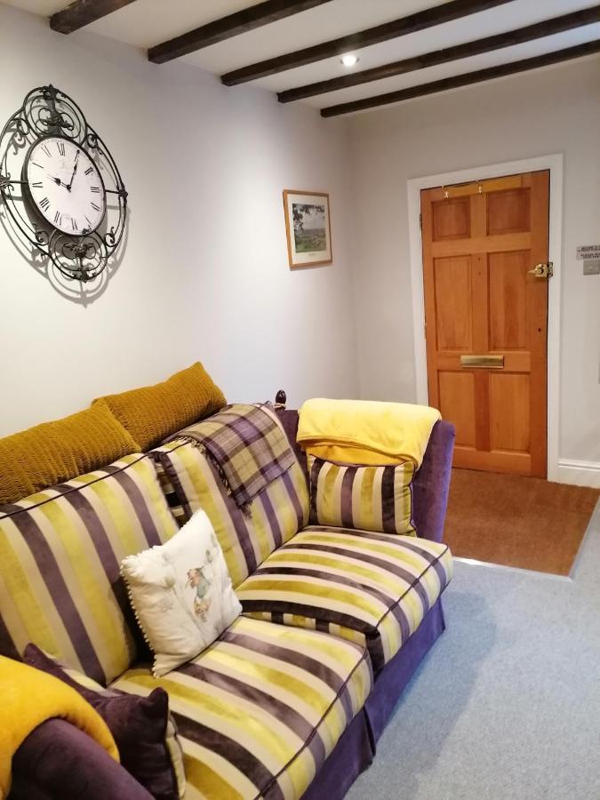 Halt Cottage Бриджнорс Экстерьер фото